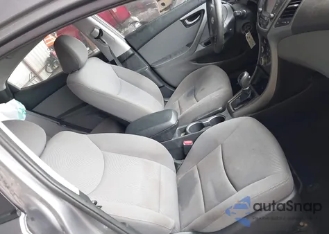 2015 Hyundai Elantra Se z USA, uszkodzony, nr VIN KMHDH4AE9FU420560